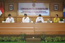 Program Studi Doktor Ilmu Peternakan Unud Gelar Lokakarya Kurikulum Ilmu Peternakan