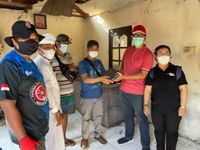 Gotong Royong Bedah Rumah Lansia, Suteja Kumara Apresiasi Langkah Pemkot Denpasar Bedah Rumah