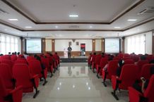 Tingkatkan Pemahaman Tentang Dunia Investasi Saham dan Pasar Modal, Yayasan KSE Bersama PT. UBS Sekuritas Indonesia Selenggarakan “Financial Literacy” Saham