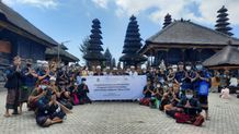 Bakti Sosial Civitas Informatika FMIPA Unud di Pura Ulun Danu Batur Kintamani