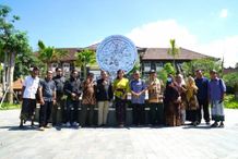 UPT Bahasa Unud Terima Kunjungan LB-IPU Universitas Muhammadiyah Surakarta upt bahasa