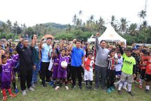 Bupati Suwirta Buka Turnamen SSB se-Bali, 40 Tim U8-U12 Rebut Juara Sepak Bola