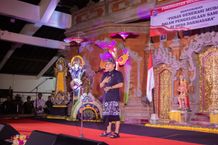 Bupati Giri Prasta Hadir di Peringatan Bulan Bung Karno Desa Darmasaba Bupati Nyoman Giri Prasta