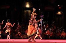 Pukau Penonton, Gong Kebyar Anak Jembrana Tampilkan Romantisme Permainan Tradisional ‘Mecangak-Cangakan’ Duta Jembrana