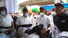 Jaya Negara Buka Pekenan Ten-Ten Ke-20 Banjar Pande Pedungan Jaya Negara