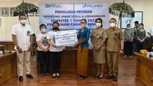 TP PKK Kota Denpasar Terima Program Bantuan TJSL Pelindo untuk Rumah Bibit Padangsambian Kelod TP PKK Kota Denpasar