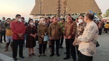 Sekda Denpasar Hadiri Pembukaan Pameran Koepan Expo RAKERKOMWIL IV APEKSI Ke-17 Tahun 2022 Sekda Denpasar