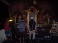Diduga Lupa Matikan Dupa, Rumah Warga Ludes Terbakar Kebakaran