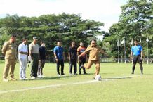 Buka Liga Santri 2022, Bupati Tamba Minta Jaga Sportivitas Sepak Bola