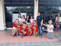 Beri Motivasi Duta Seni Jembrana, Bupati Tamba Ingin Tampil ‘All Out’ di PKB PKB