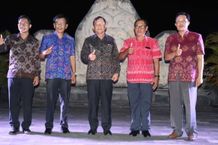 Wabup Sutjidra Inginkan Lulusan Kesehatan Bisa Sinergi dengan Pihak Asing SMK Kesehatan