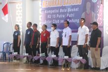 Sekda Adi Arnawa Buka Kejuaraan Kabupaten Kompetisi Bola Basket U-15 Sekda Adi Arnawa
