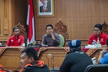 Sekda Adi Arnawa Jadi Pembicara di Acara Seminar Kebangsaan dan Bulan Bung Karno Sekda Wayan Adi Arnawa