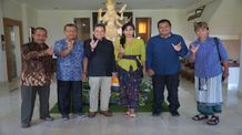 Lembaga Bahasa dan Ilmu Pengetahuan Umum Universitas Muhamadiyah Surakarta Melaksanakan Benchmarking ke UPT Bahasa Unud upt bahasa unud
