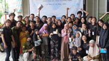 World Milk Day, Minat Profesi Veterinary Holic FKH Unud Bagi Susu di Panti Asuhan fkh unud