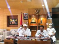 Wali Kota Jaya Negara Saksikan Tanda Tangan Kontrak 3 TPST Kota Denpasar Jaya Negara