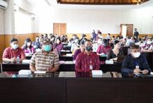 Unit Jurnal dan Publikasi Ilmiah Unud Gelar Pelatihan Turnitin dan Teknik Paraphrasing unit jurnal unud