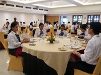 HMPS Sarjana Terapan Pengelolaan Perhotelan Gelar Study Visit dan Table Manner di Mercure Resort Sanur fakultas pariwisata unud