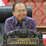 Gubernur Wayan Koster Genjot Capaian Vaksinasi Booster di Bali Dari 70,06 Persen Menuju 80 Persen Gubernur Wayan Koster