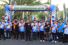 HUT Ke-76 Bhayangkara, Polres Jembrana Gelar Jalan Sehat Jalan Sehat