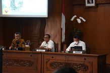 Komitmen Cegah Korupsi dan Tingkatkan Tata Kelola Pemerintahan, Jaya Negara Buka Monev KPK RI Jaya Negara