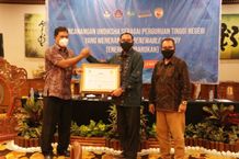 Gandeng PLN, Undiksha Siapkan Penggunaan EBT Undiksha