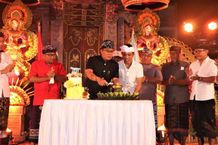 Bupati Giri Prasta Hadiri HUT Ke-39 Sekaa Teruna Sanggraha Yasa, Banjar Pande Mas Kuta Bupati Giri Prasta
