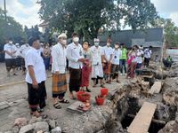 Jaya Negara Lakukan Peletakan Batu Pertama Revitalisasi Pasar Desa Tegal Harum Jaya Negara