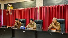 Bupati Bangli Buka Rapat Pleno Realisasi dan Evaluasi Program Kegiatan TPAKD TPAKD