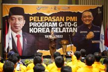 Kepala BP2MI dan Krisdayanti Lepas 481 PMI ke Korea Selatan Krisdayanti