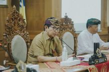 Percepatan Vaksinasi Booster Bagi Masyarakat Badung, Sekda Adi Arnawa Pimpin Rapat Satgas Covid-19 Sekda Adi Arnawa