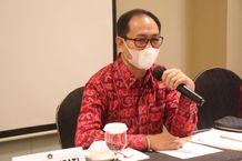 Tanggulangi TBC dengan Penguatan Tim District Based Public-Private Mix Wabup Suiasa