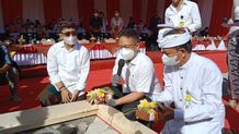 Wali Kota Jaya Negara Dampingi Menkes RI Peletakan Batu Pertama Pembangunan Gedung Aesthetic Centre RSUP Sanglah Jaya Negara