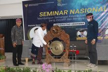Unud Berkolaborasi dengan Kemenko Perekonomian RI Gelar Seminar Nasional rektor unud