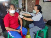 Genjot Cakupan Vaksin di Masyarakat, Kelurahan Dauh Puri Laksanakan Vaksinasi Massal Vaksinasi Massal