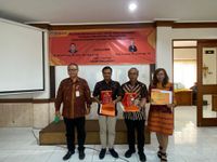 Kegiatan Pelatihan Metodologi Riset Sektor Publik dan Bumdes Program Studi Doktor Ilmu Akuntansi FEB Unud feb unud