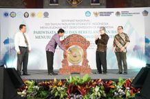 Dukung Pengurangan Emisi Karbon, Unud dan Toyota Indonesia Gelar Seminar Nasional rektor unud toyota