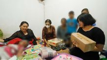 Seniasih Giri Prasta Kunjungi Korban Kekerasan Anak di Mengwi Ketua TP PKK Kabupaten Badung