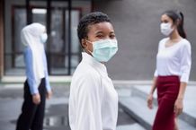 Epidemiolog Beri Tanggapan Soal Imbauan Pemerintah Untuk Memakai Masker Lagi UGM