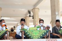 Bentuk Toleransi Umat Beragama, Bupati Bangli Serahkan Bantuan Hewan Qurban di Masjid Agung Bangli Qurban