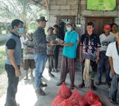 Polda Bali Berikan Bantuan Kepada Kelompok Simantri Merta Diuma PMK