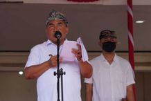 Bupati Tamba Pimpin Peringatan HUT ke-64 Provinsi Bali di Jembrana Apel