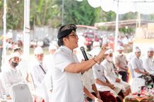 Bupati Giri Prasta Hadiri Karya Manusa Yadnya Desa Adat Taman Badung