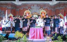 Bupati Giri Prasta Hadiri HUT Ke-62 ST Eka Dharma Puspa Kerti Banjar Muding Kelod