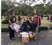 Tanggapi Aduan Masyarakat, Kecamatan Denpasar Utara Tertibkan PKL di Taman Kota Lumintang Denpasar