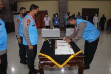 Wakapolda Bali Pimpin Acara Pengambilan Sumpah dan Penandatanganan Pakta Integritas Pada Seleksi PAG T.A. 2022 Denpasar