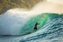 Clay Marzo Raih Ombak Sempurna, Hajar 10 Poin Kemenangan di Rip Curl Cup Padang-padang 2022 Clay Marzo