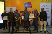 PLN Raih Penghargaan di Ajang Indonesia Markplus Festival Bali Nusra Ke-10 Markplus