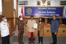Universitas Udayana Terima Sertifikat Hak Pakai Aset Tanah di Jalan Uluwatu tanah unud