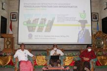 Komitmen Ciptakan Kampus Hijau, Universitas Udayana Ikuti Perankingan UI Green Metric rektor unud